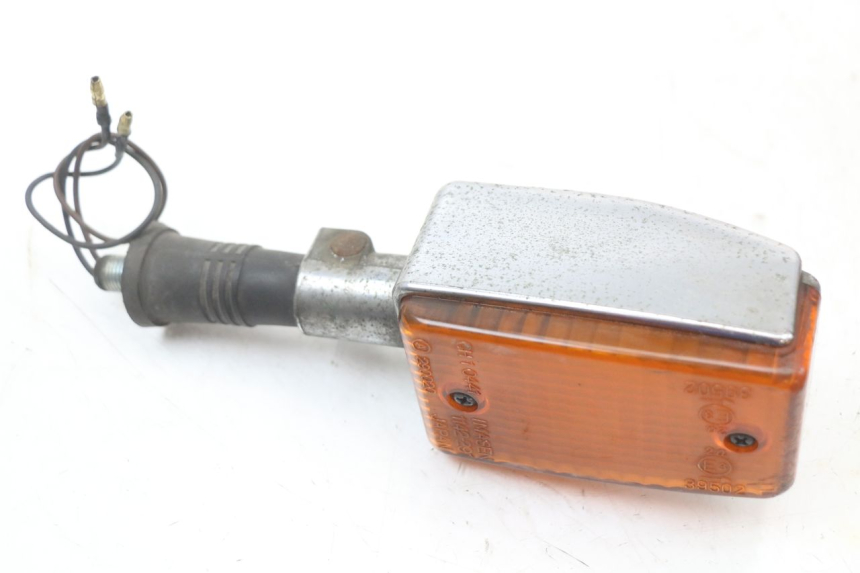 photo de TRASERO DERECHO INTERMITENTE YAMAHA XJ F 900 (1983 - 1994) - Otra perspectiva