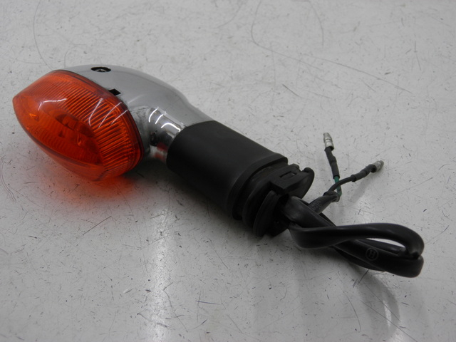 photo de TRASERO DERECHO INTERMITENTE YAMAHA YBR CUSTOM 125 (2008 - 2010) - Vista principal