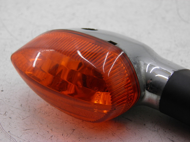 photo de TRASERO DERECHO INTERMITENTE YAMAHA YBR CUSTOM 125 (2008 - 2010) - Vista general del producto