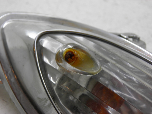 photo de TRASERO DERECHO INTERMITENTE YAMASAKI YM50QT-N3 RETRO 50 (2012 - 2014) - Detalle de la pieza