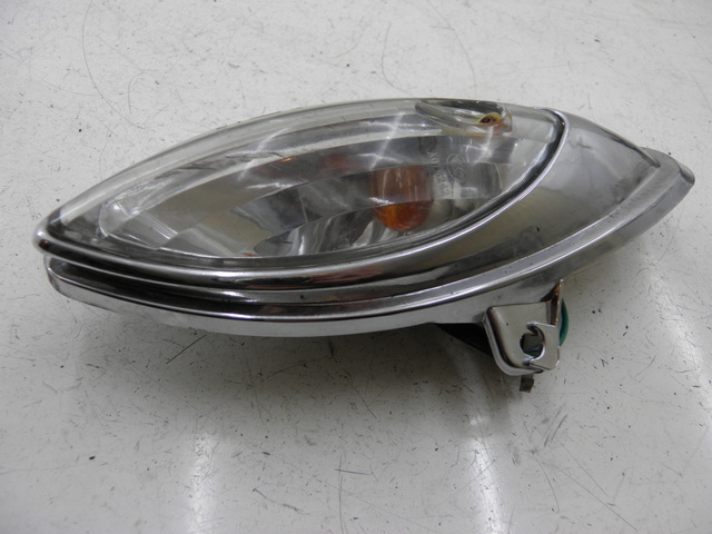 photo de TRASERO DERECHO INTERMITENTE YAMASAKI YM50QT-N3 RETRO 50 (2012 - 2014) - Vista general del producto