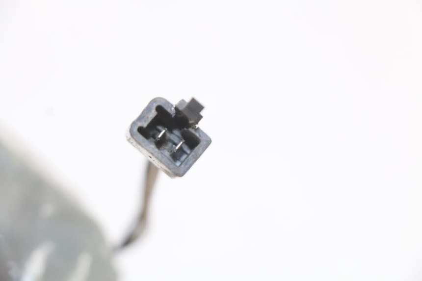 photo de INTERMITENTE TRASERO DERECHO PIAGGIO ZIP 2T 50 (2009 - 2019) - Marcados y referencias originales