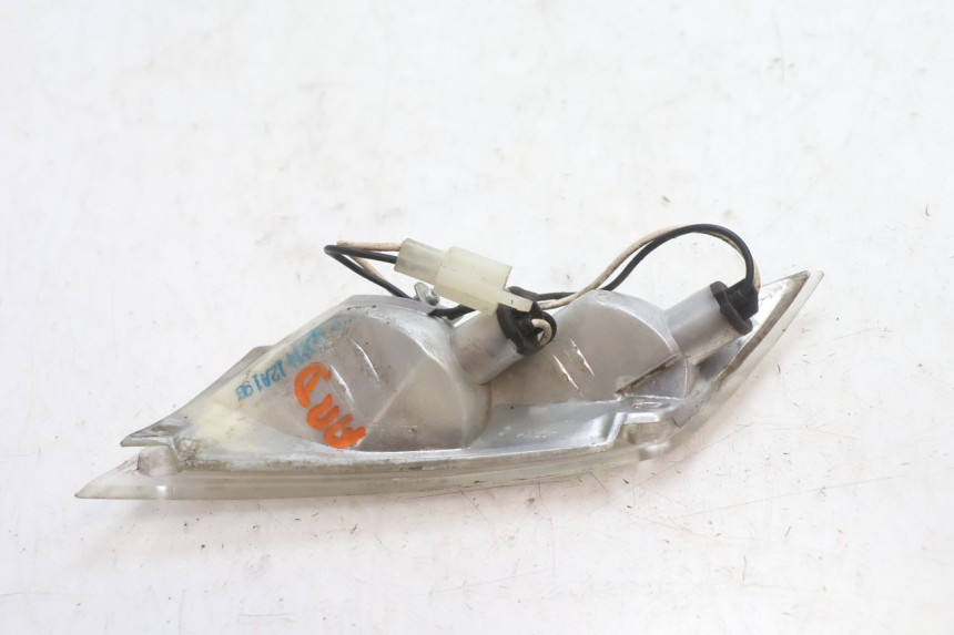 photo de INTERMITENTE TRASERO DERECHO PIAGGIO ZIP 2T 50 (2009 - 2019) - Zoom estado de uso