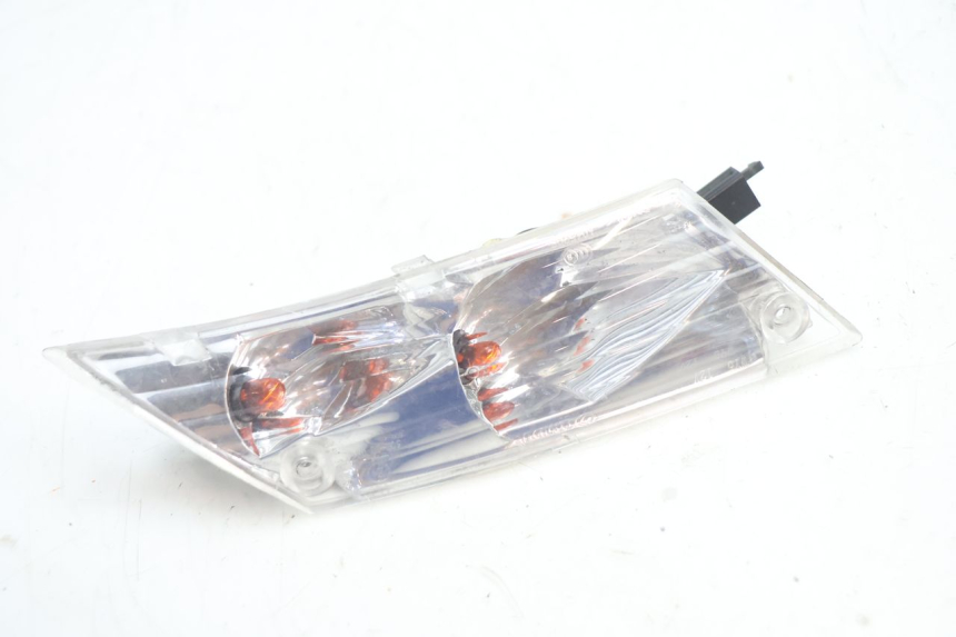 photo de INTERMITENTE TRASERO DERECHO PIAGGIO ZIP 2T 50 (2009 - 2019) - Vista principal