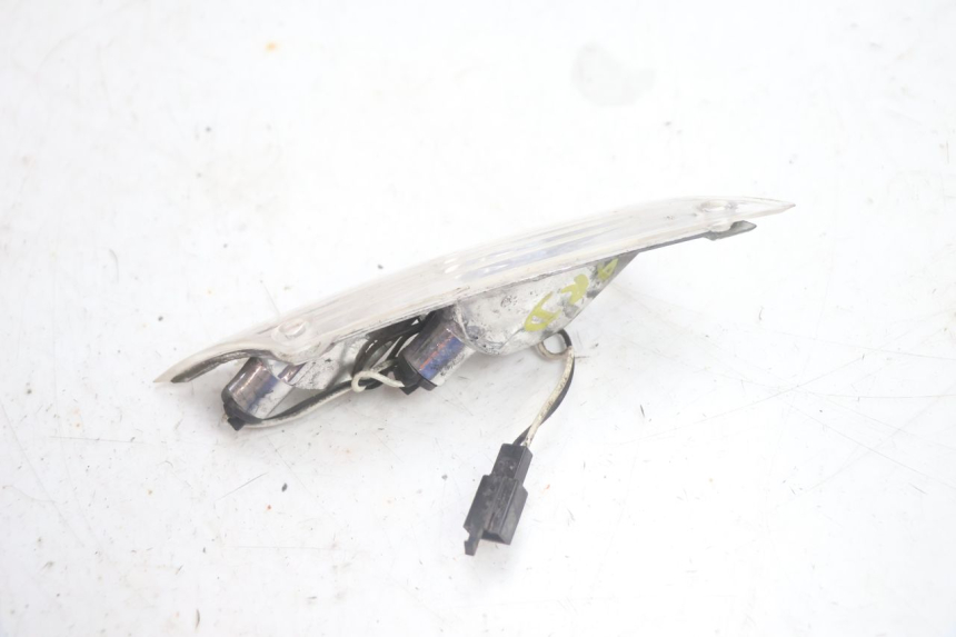 photo de TRASERO DERECHO INTERMITENTE PIAGGIO ZIP IGET 4T 50 (2021 - 2023) - Primer plano técnico