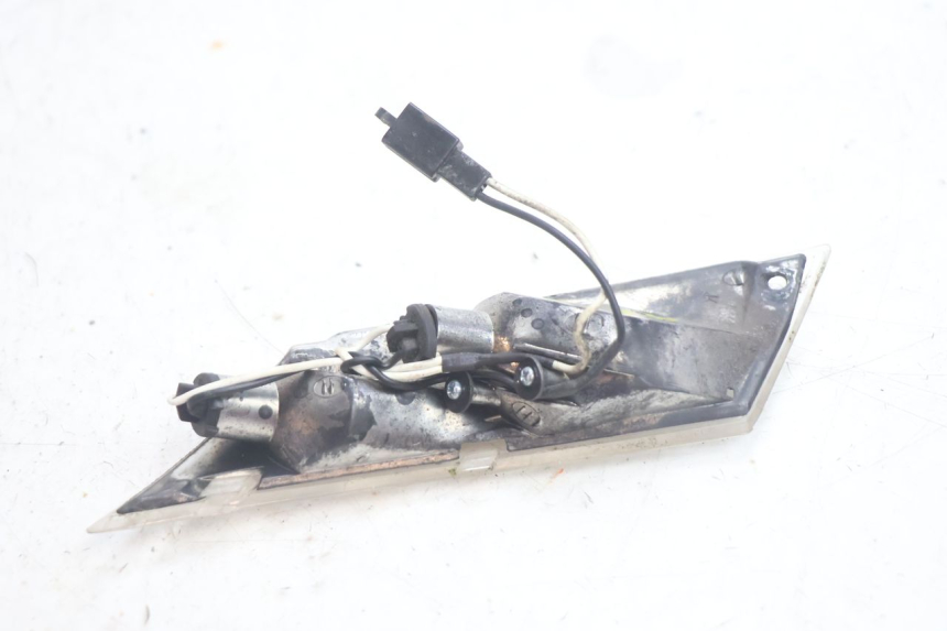 photo de TRASERO DERECHO INTERMITENTE PIAGGIO ZIP IGET 4T 50 (2021 - 2023) - Vista general del producto