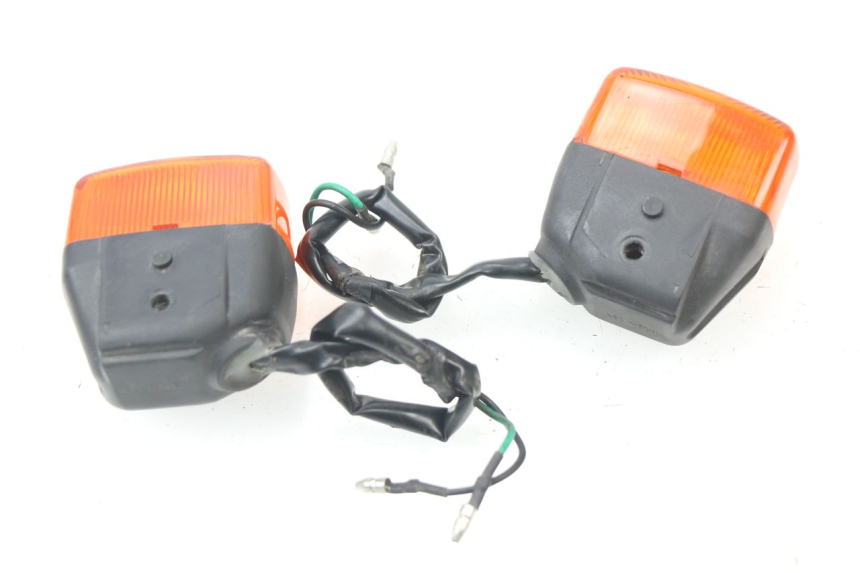 photo de TRASERO INTERMITENTE TNT MOTOR FASTINO 4T 50 (2013 - 2019) - Primer plano técnico