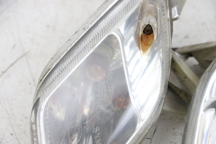 photo de INTERMITENTE TRASERO SYM FIDDLE 2 50 (2008 - 2013) - Detalle de la pieza