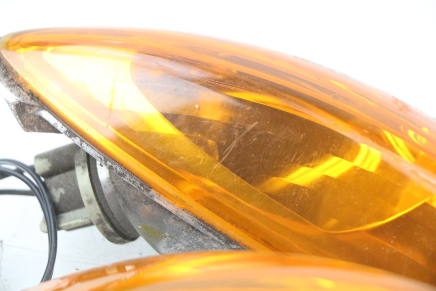 photo de INTERMITENTE TRASERO PIAGGIO FLY 125 (2005 - 2012) - Detalle de la pieza