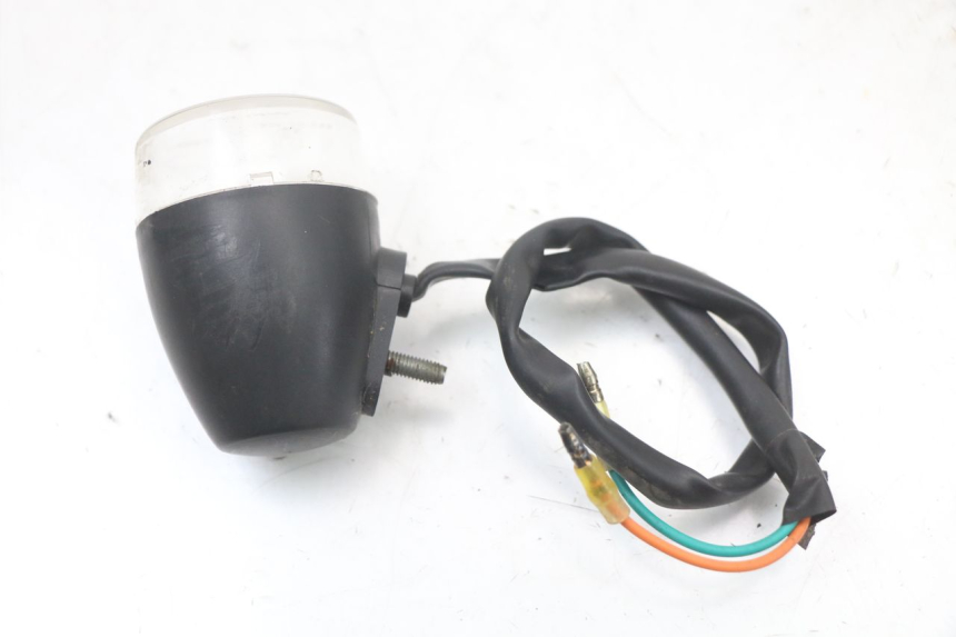 photo de INTERMITENTE TRASERO IZQUIERDO KYMCO AGILITY 4T 50 (2005 - 2018) - Otra perspectiva