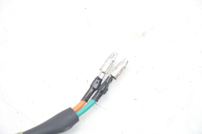 photo de INTERMITENTE TRASERO IZQUIERDO KYMCO AGILITY 4T 50 (2005 - 2018) - Detalles de los puntos de fijación