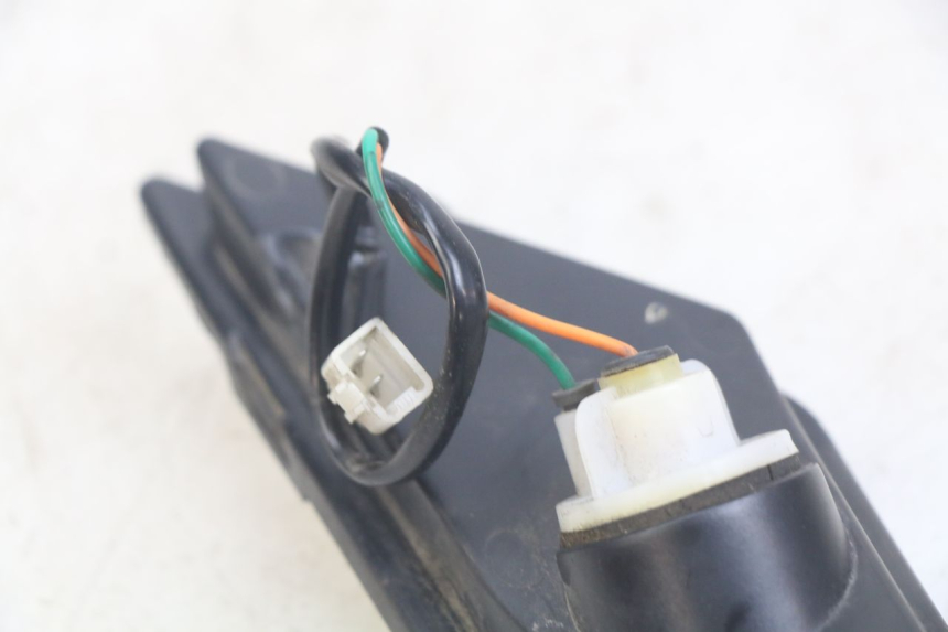 photo de INTERMITENTE TRASERO IZQUIERDO NECO ALEXONE 125 (2017 - 2024) - Zoom estado de uso