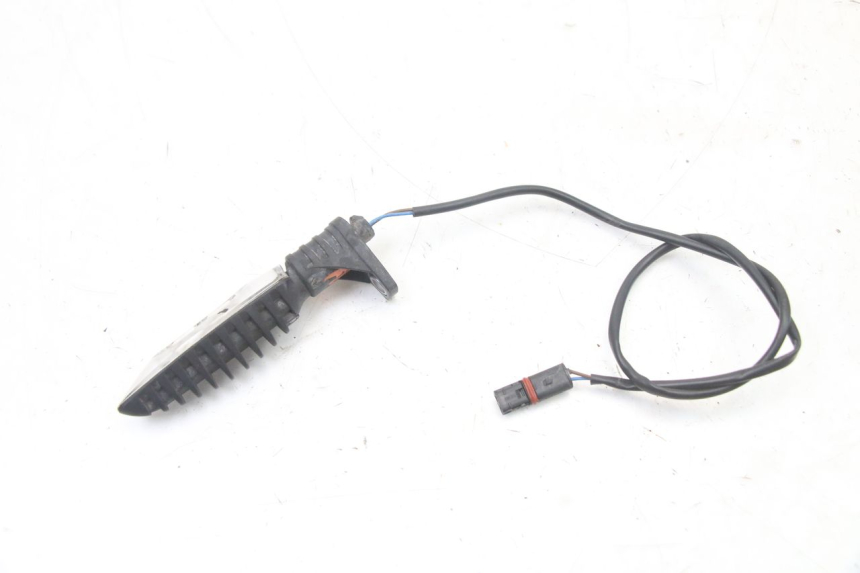 photo de TRASERO IZQUIERDO INTERMITENTE BMW S RR ABS S1000RR 1000 (2015 - 2018) - Zoom estado de uso