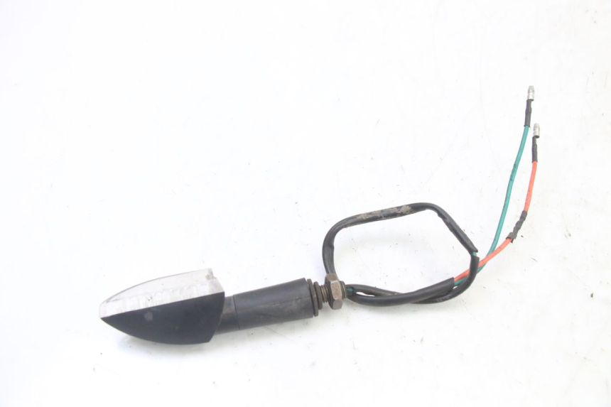 photo de TRASERO IZQUIERDO INTERMITENTE ORCAL CAVARO 4T 50 (2019 - 2023) - Zoom estado de uso