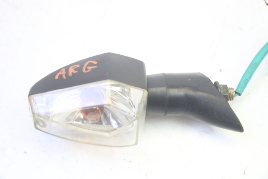 photo de INTERMITENTE TRASERO IZQUIERDO SYM CROX 4T 50 (2016 - 2023) - Zoom estado de uso