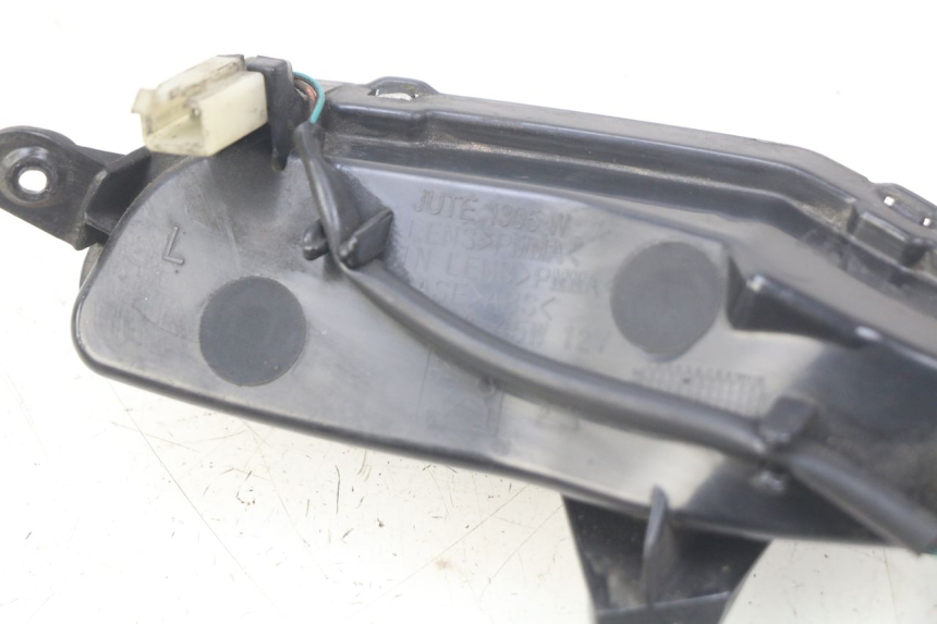 photo de INTERMITENTE TRASERO IZQUIERDO PEUGEOT DJANGO 2T 50 (2014 - 2019) - Detalle de la pieza