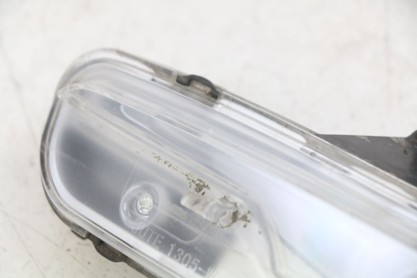 photo de INTERMITENTE TRASERO IZQUIERDO PEUGEOT DJANGO 4T 50 (2014 - 2019) - Zoom estado de uso