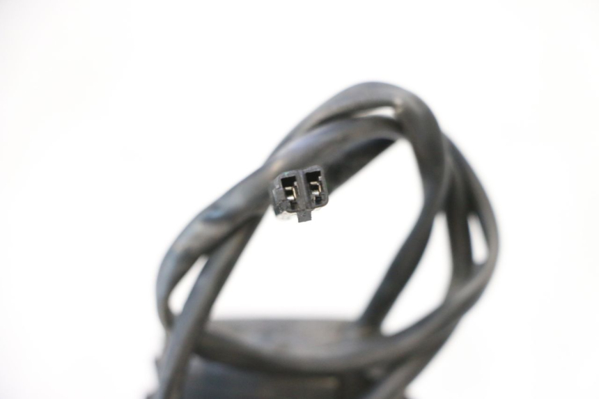 photo de INTERMITENTE TRASERO IZQUIERDO KAWASAKI ER-6 ER6 F ABS 650 (2012 - 2016) - Primer plano técnico