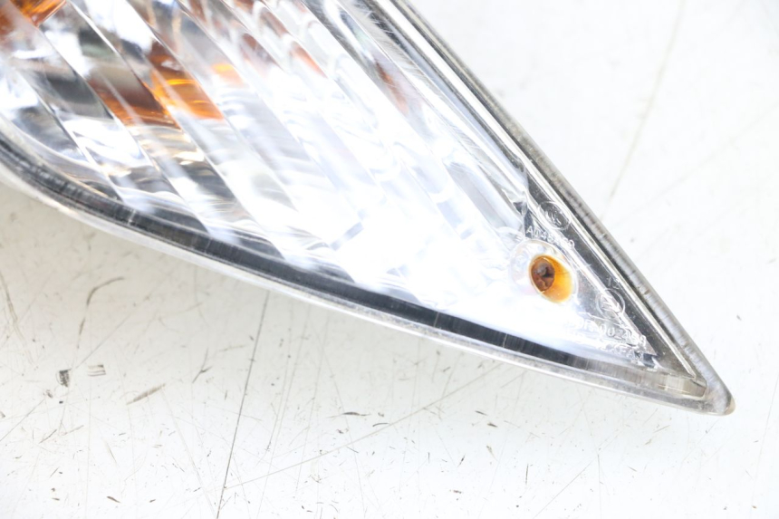 photo de INTERMITENTE TRASERO IZQUIERDO SYM FIDDLE 3 III 125 (2014 - 2020) - Zoom estado de uso