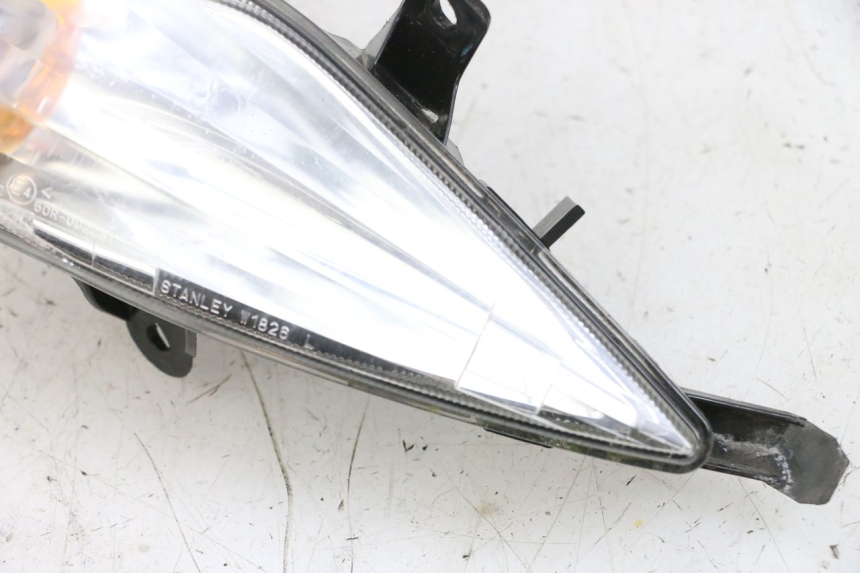 photo de TRASERO IZQUIERDO INTERMITENTE MBK FLIPPER 115 (2013 - 2017) - Detalle de la pieza