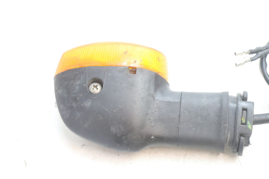 photo de TRASERO IZQUIERDO INTERMITENTE YAMAHA FZ8 800 (2010 - 2016) - Primer plano técnico