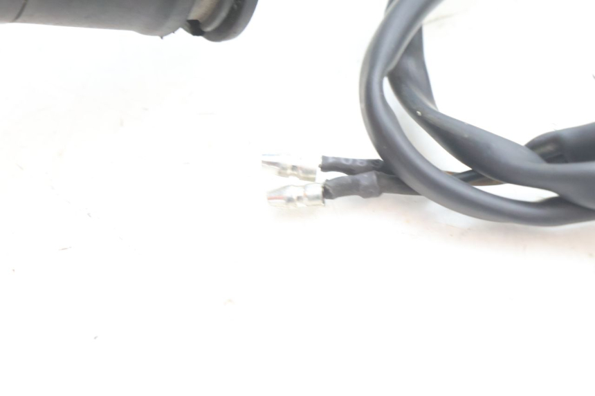 photo de TRASERO IZQUIERDO INTERMITENTE YAMAHA FZ8 800 (2010 - 2016) - Vista general del producto