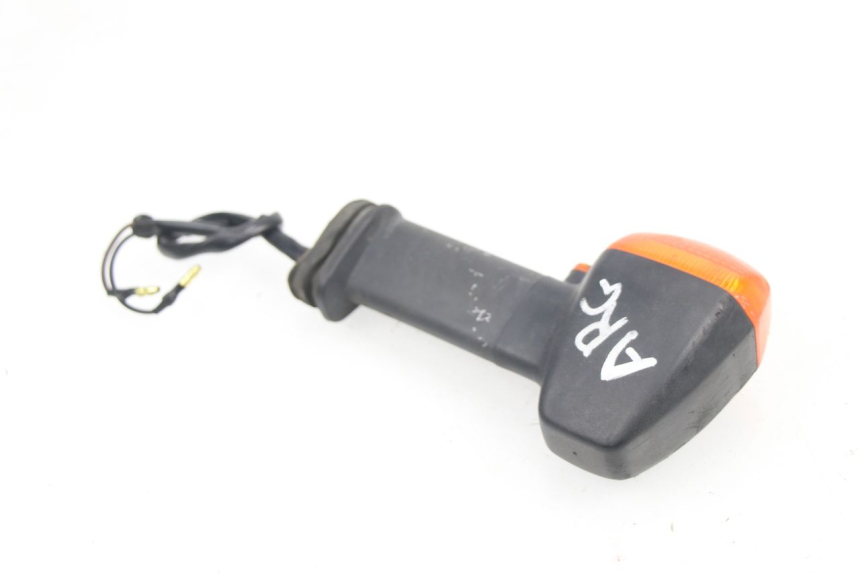 photo de TRASERO IZQUIERDO INTERMITENTE YAMAHA FZS FAZER 600 (1998 - 2001) - Otra perspectiva