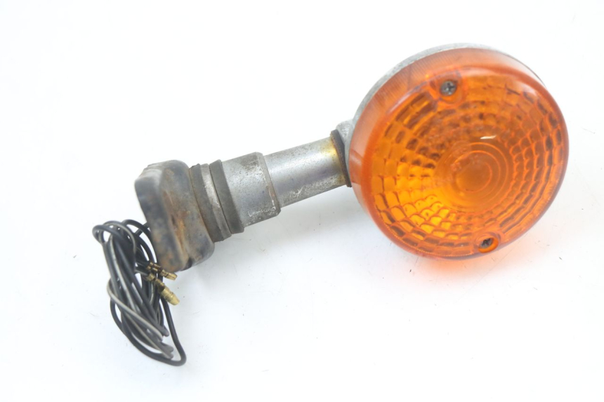 photo de TRASERO IZQUIERDO INTERMITENTE SUZUKI GN 125 (1997 - 2000) - Vista principal