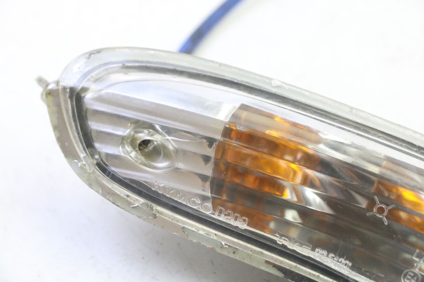 photo de TRASERO IZQUIERDO INTERMITENTE KYMCO GRAND DINK 125 (2008 - 2014) - Detalle de la pieza