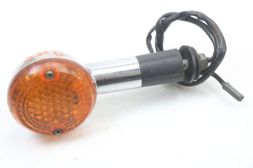 photo de TRASERO IZQUIERDO INTERMITENTE SUZUKI GZ MARAUDER 125 (1998 - 2004) - Vista principal