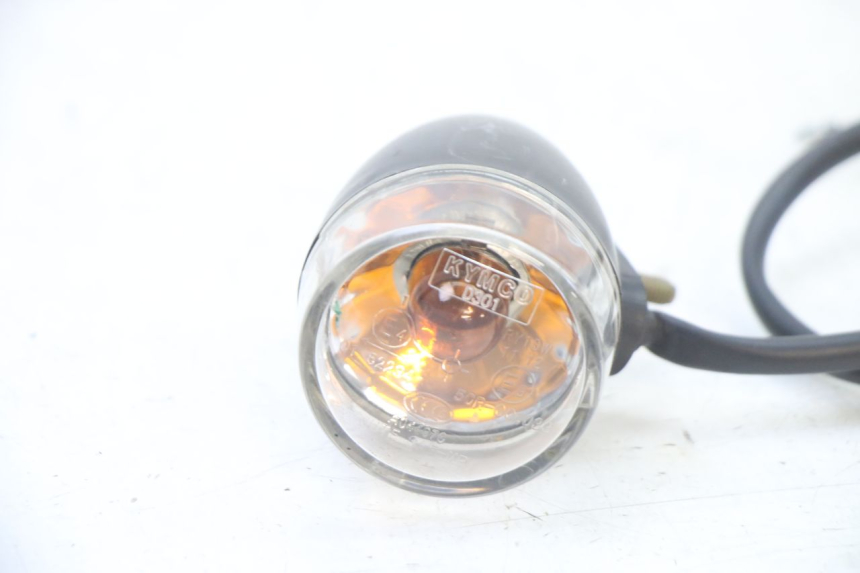 photo de INTERMITENTE TRASERO IZQUIERDO KYMCO AGILITY 4T 50 (2018 - 2022) - Zoom estado de uso