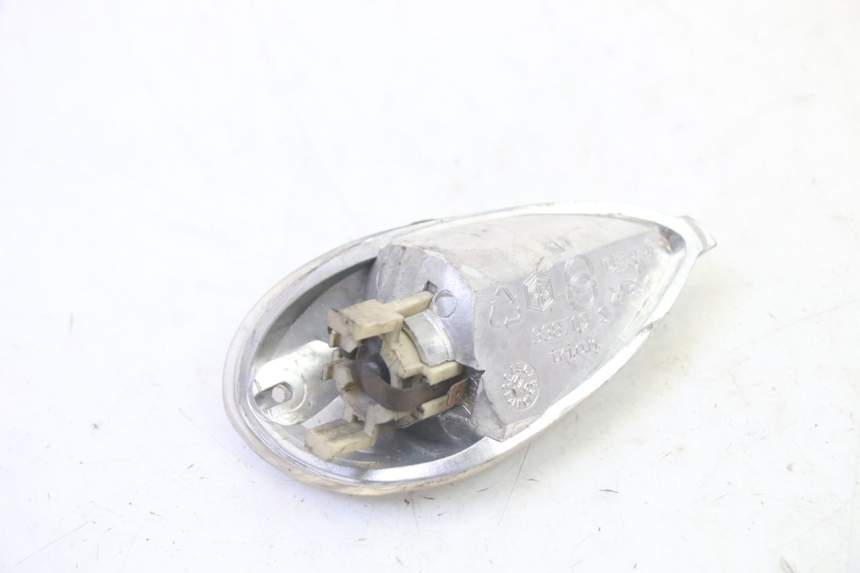 photo de TRASERO IZQUIERDO INTERMITENTE PIAGGIO LIBERTY 125 (1998 - 2008) - Otra perspectiva
