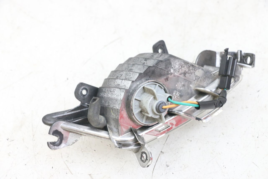 photo de INTERMITENTE TRASERO IZQUIERDO KYMCO LIKE 125 (2009 - 2016) - Otra perspectiva