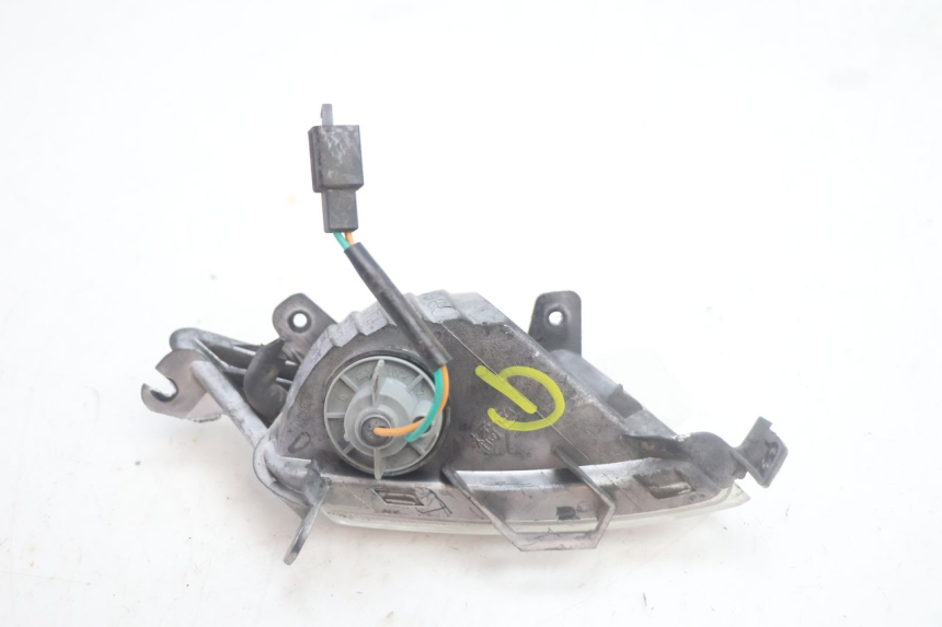 photo de INTERMITENTE TRASERO IZQUIERDO KYMCO LIKE 125 (2009 - 2016) - Primer plano técnico