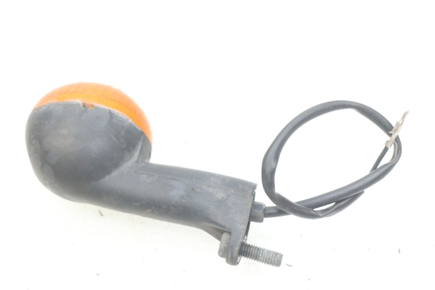 photo de INTERMITENTE TRASERO IZQUIERDO PEUGEOT LUDIX 50 (2008 - 2017) - Zoom estado de uso