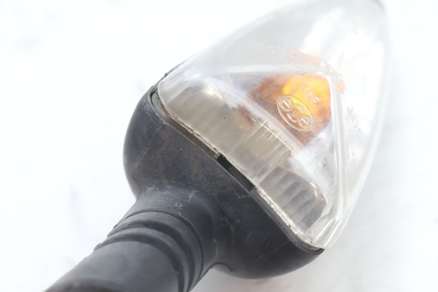photo de TRASERO IZQUIERDO INTERMITENTE PIAGGIO MP3 500 (2016 - 2018) - Estado de la superficie y material