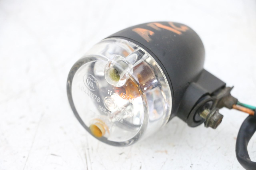 photo de TRASERO IZQUIERDO INTERMITENTE SYM ORBIT 2 4T 50 (2008 - 2017) - Detalle de la pieza