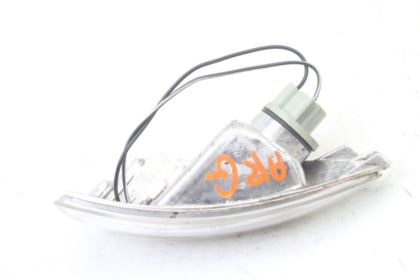 photo de INTERMITENTE TRASERO IZQUIERDO PIAGGIO FLY 2T 50 (2004 - 2017) - Otra perspectiva