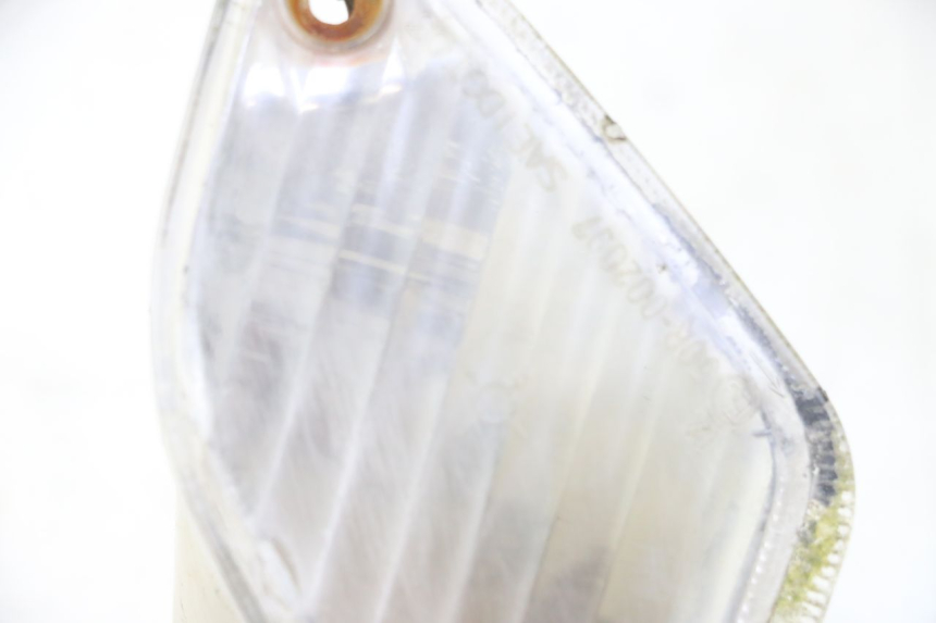 photo de TRASERO IZQUIERDO INTERMITENTE PIAGGIO VESPA GRANTURISMO 200 (2004 - 2005) - Detalle de la pieza