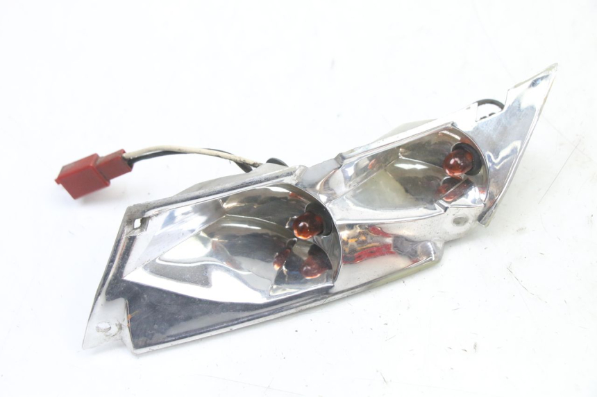 photo de INTERMITENTE TRASERO IZQUIERDO PIAGGIO ZIP 2T 50 (2009 - 2019) - Otra perspectiva