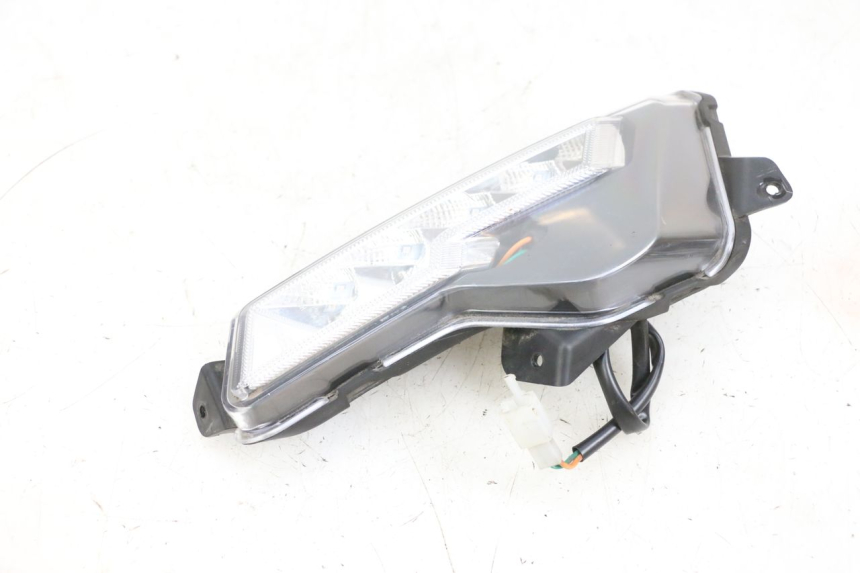 photo de TRASERO IZQUIERDO INTERMITENTE EFUN PUSA 1 - Recambio usado revisado