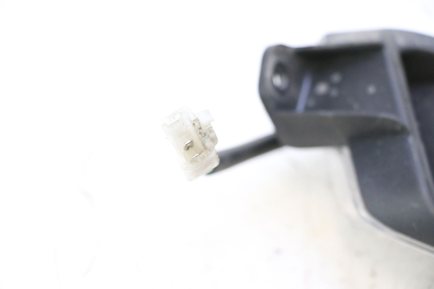 photo de TRASERO IZQUIERDO INTERMITENTE EFUN PUSA 1 - Estado de la superficie y material