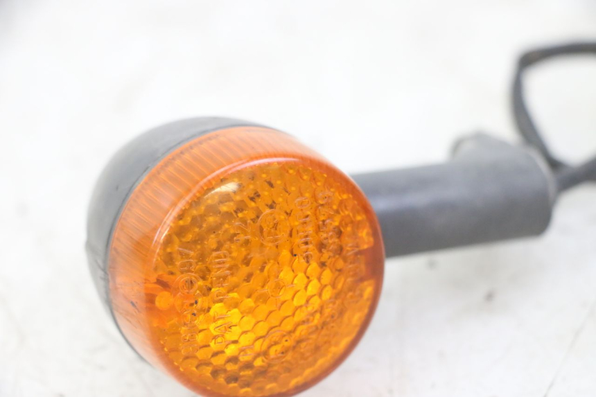 photo de TRASERO IZQUIERDO INTERMITENTE APRILIA RALLY AC 50 (1995 - 2004) - Detalles de los puntos de fijación