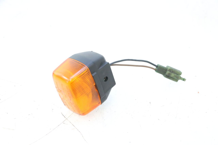 photo de TRASERO IZQUIERDO INTERMITENTE YAMAHA SLIDER 50 (1999 - 2004) - Zoom estado de uso