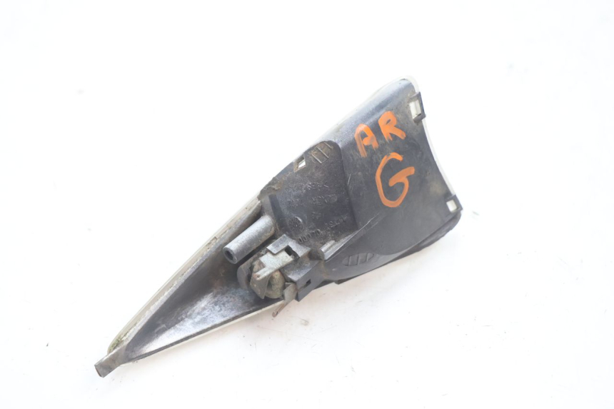 photo de TRASERO IZQUIERDO INTERMITENTE PEUGEOT SPEEDFIGHT LC 50 (1996 - 2002) - Otra perspectiva