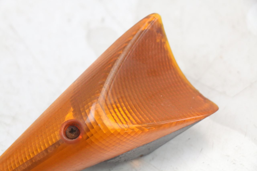 photo de INTERMITENTE TRASERO IZQUIERDO PEUGEOT SPEEDFIGHT 100 (1997 - 2007) - Otra perspectiva