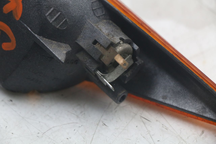 photo de INTERMITENTE TRASERO IZQUIERDO PEUGEOT SPEEDFIGHT 100 (1997 - 2007) - Recambio usado revisado