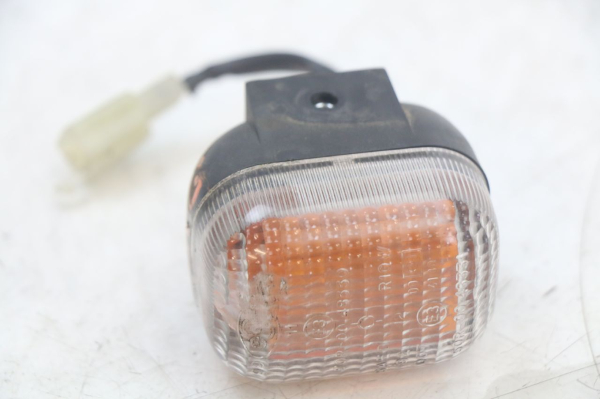 photo de INTERMITENTE TRASERO IZQUIERDO MBK STUNT NAKED 50 (2004 - 2018) - Detalle de la pieza