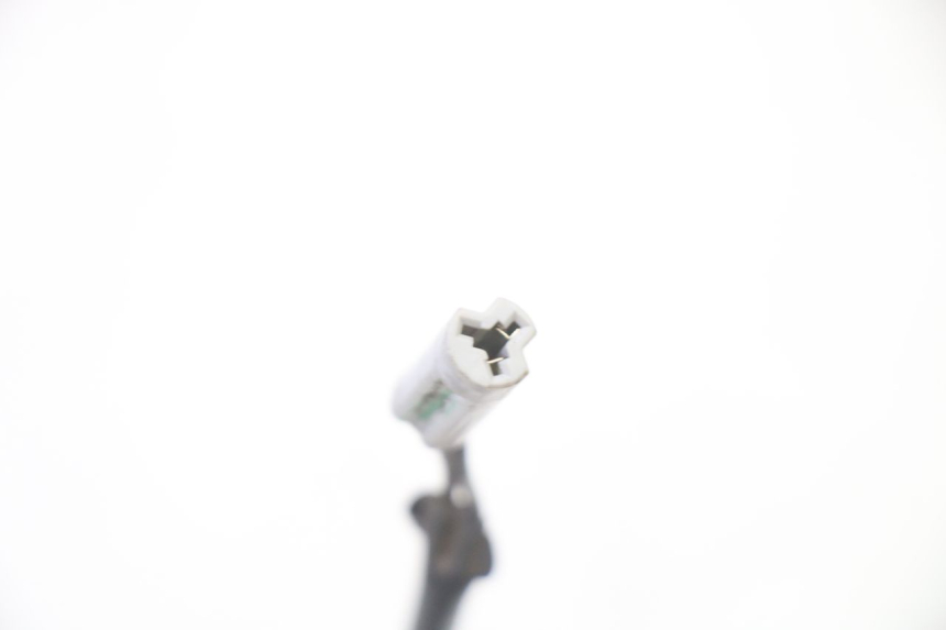 photo de INTERMITENTE TRASERO IZQUIERDO YAMAHA TDM ABS 900 (2002 - 2014) - Primer plano técnico