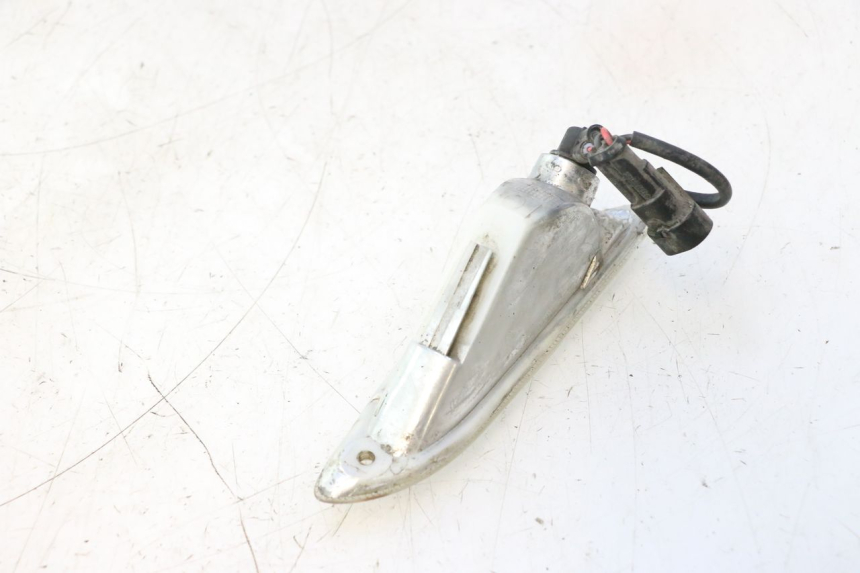 photo de INTERMITENTE TRASERO IZQUIERDO PIAGGIO VESPA PRIMAVERA 2T 50 (2013 - 2018) - Recambio usado revisado